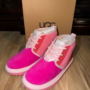 Size 4 UGG Neumel Mashup Boots Grade School Pink 1123644K